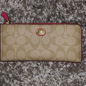 Coach wallet